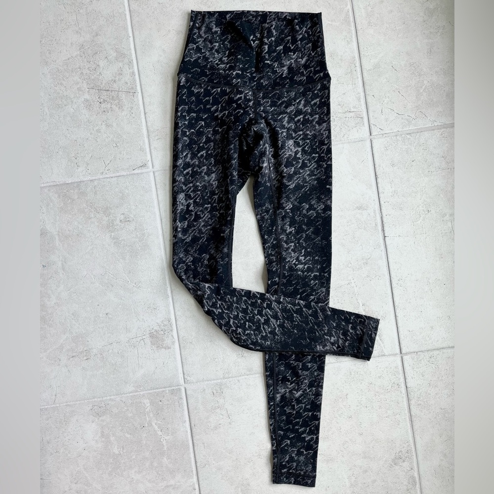 Lululemon Black 28” Leggings - Picture 3 of 4